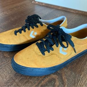 Converse Men’s Lopez Low Tops